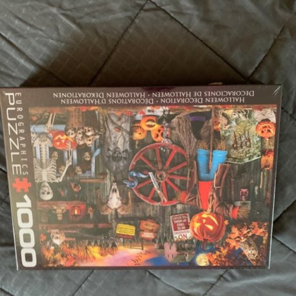 EuroGraphics Halloween Decorations 1000-Piece Puzzle - Picture 1 of 7